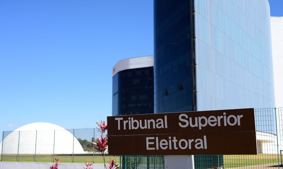 Fachada do edifício sede do Tribunal Superior Eleitoral (TSE) Por: Marcello Casal JrAgência Brasil