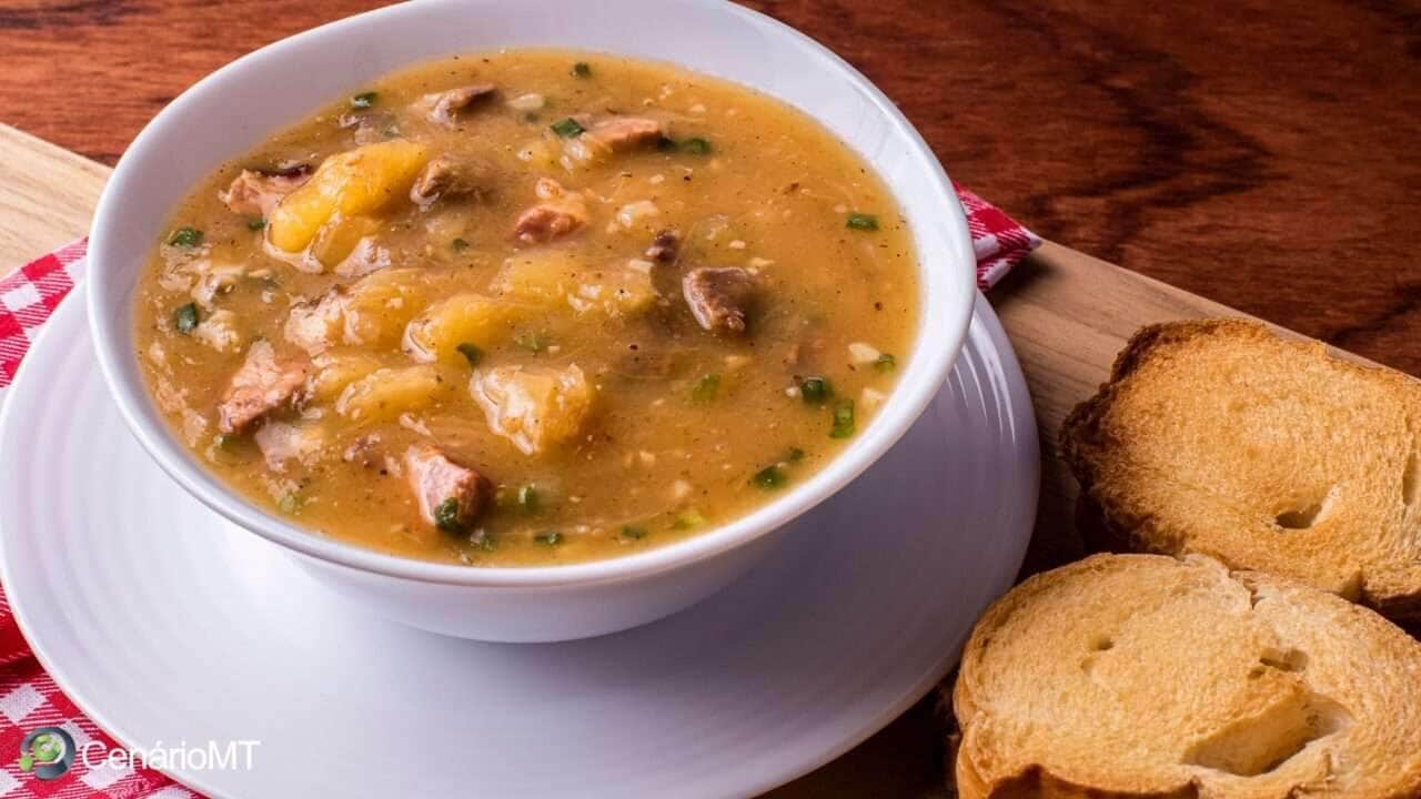 Caldo de mocotó