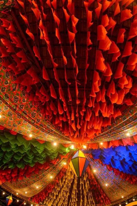 Sorteios da Quina estão suspensos: entenda o porquê 81 Colorful flags and decorative balloon for the Saint John party, which takes place in June in northeastern Brazil - Fotos do Canva