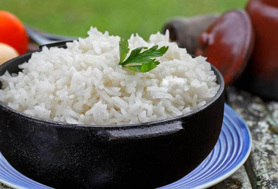 Arroz na Geladeira: Desvendando os segredos de um fenômeno surpreendente! 87 Cooked White Rice - Fotos do Canva