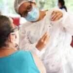 Cuiabá recebe nova dose de vacina monovalente contra a Covid-19