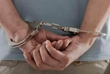 Filho tenta enforcar a própria mãe em Cuiabá