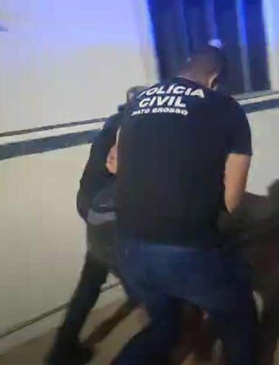 Preso homem que matou e arrastou corpo de mulher acorrentado por várias quadras em Sinop