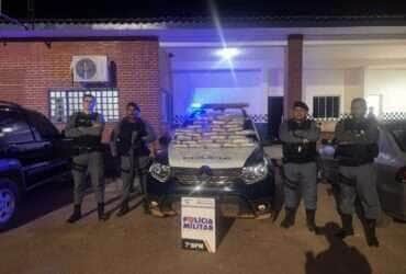 Polícia apreende 31 tabletes de maconha e prende dois homens na BR 163/364 em Rosário Oeste