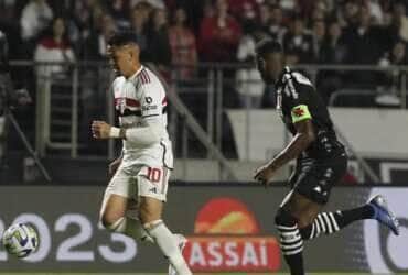 são paulo, vasco, brasileiro Por: Rubens Chiri/saopaulofc. net/Direitos reservados