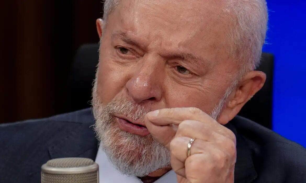 07/05/2024 – O presidente Lula, durante entrevista no programa Bom Dia, Presidente, nos estúdios da EBC. Foto: Rafa Neddermeyer/Agência Brasil