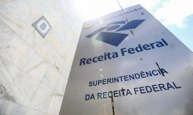 Mais de 42,4 milhões de declarações foram entregues dentro do prazo - Foto: Marcelo Camargo/Agência Brasil