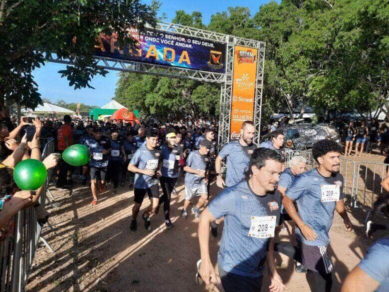 Polícia Militar reúne 2,5 mil pessoas em tradicional corrida com obstáculos em Cuiabá_6665f437c2fcd.jpeg