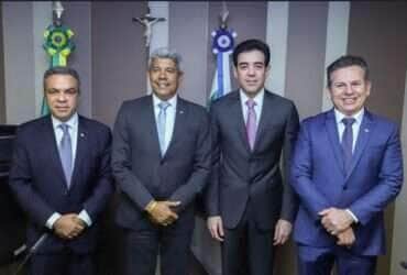 Bahia e Mato Grosso assinam acordo para compra de trens