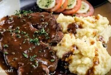 Como fazer carne com purê