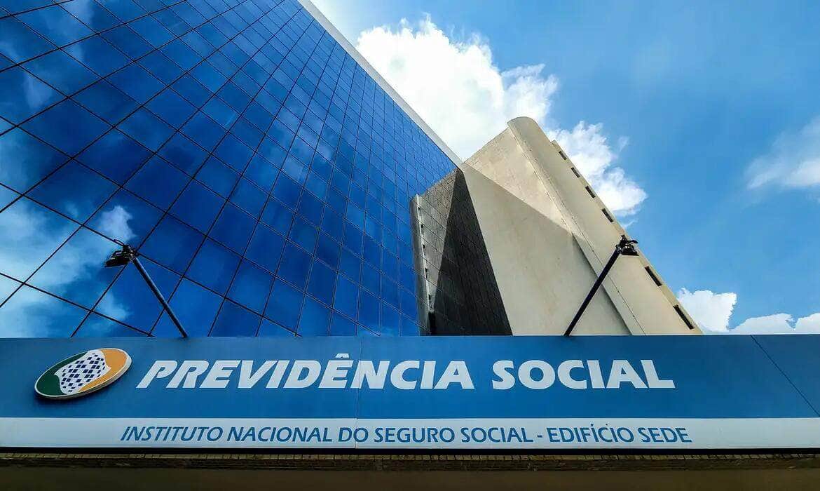 O que vale para a Prova de Vida do INSS? 81 Brasília (DF), 03/11/2023, Prédio do Instituto Nacional do Seguro Social. Edfício sede do INSS. Fachada do INSS. Setor de autarquia sul Foto: Rafa Neddermeyer/Agência Brasil