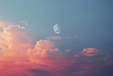 lua nova