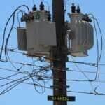 São Paulo (SP), 06/11/2023 - Poste de energia elétrica com cabos desconectados durante blecaute de ebergia da Enel da Via da Saúde. Foto: Rovena Rosa/Agência Brasil