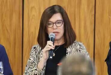 Brasília (DF), 17/06/2024 - A presidente da Petrobrás Magda Chambriard durante cerimônia da assinatura de contrato que destina R$ 318,5 milhões do Fundo Amazônia para o fortalecimento do Plano Amazônia: Segurança e Soberania (AMAS), no Palácio do Planalto. Foto: Valter Campanato/Agência Brasil