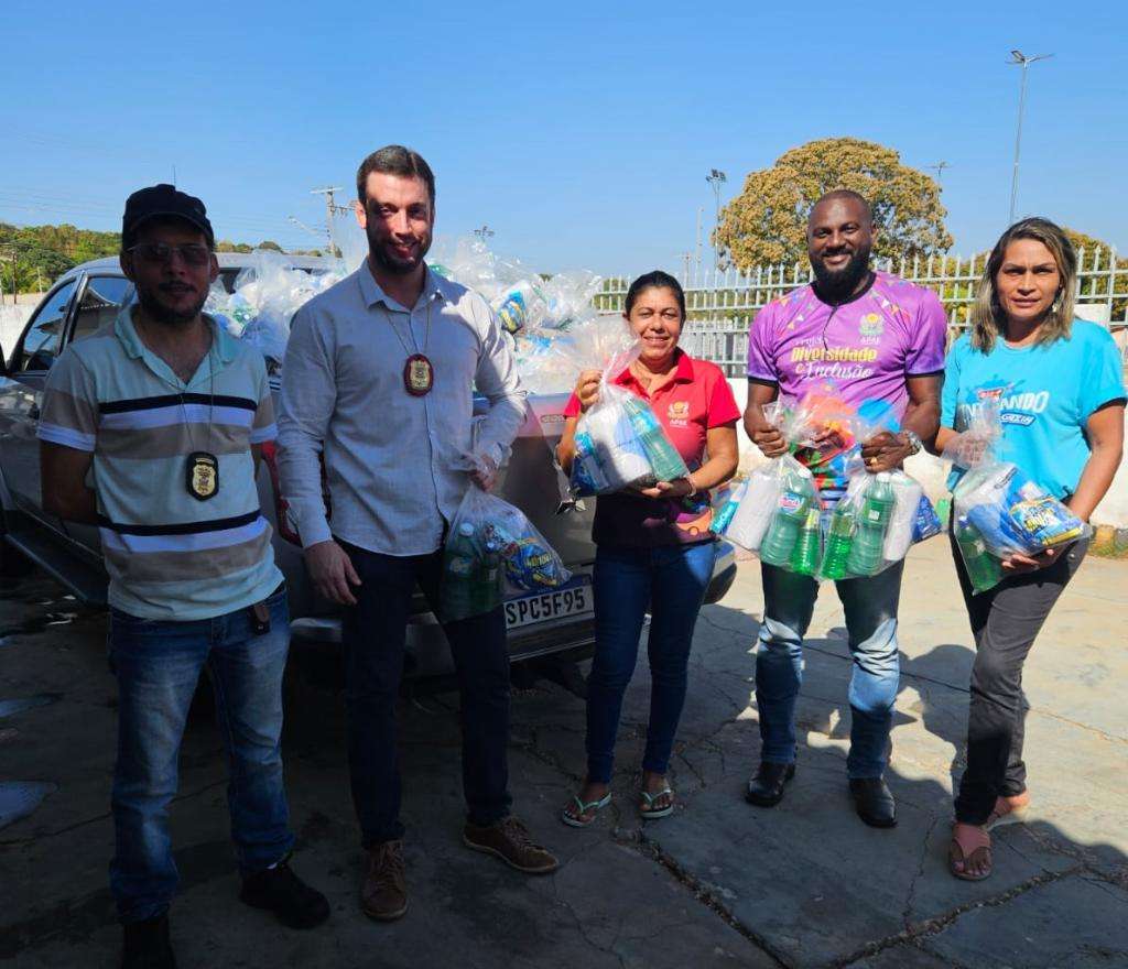 policia civil entrega a instituicoes filantropicas cestas basicas que seriam entregues por faccao interna 2 2024 07 04 1490070507