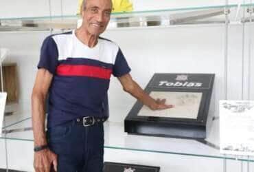 Ex-goleiro Tobias na Tobias, na Casa do Povo, na Neo Química Arena, em 27/04/2022 - https://www. meutimao. com. br/noticias-do-corinthians/412707/idolos-e-ex-goleiros-do-corinthians-participam-de-nova-acao-no-tour-da-neo-quimica-arena Por: José Manuel Hidalgo/Corinthians/Direitos Reservados