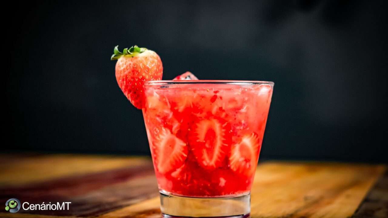 Caipirinha de morango para animar o final de semana 4 Caipirinha de morango