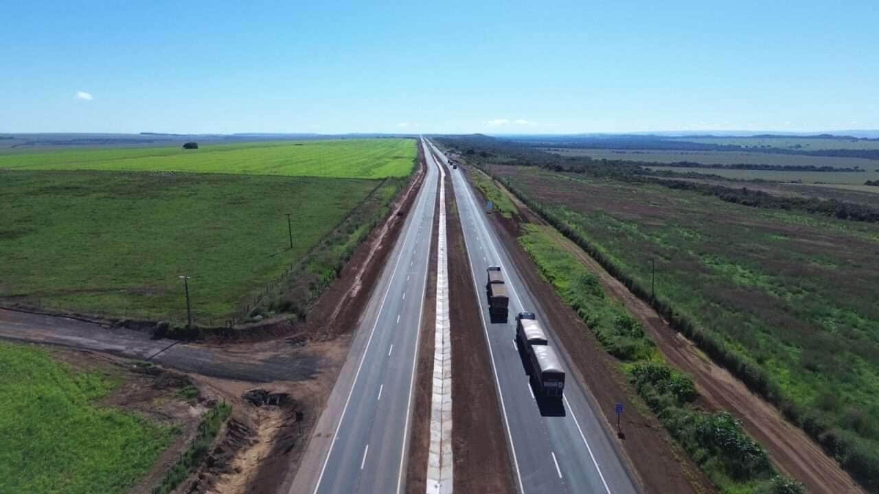 Duplicação da BR-163 até Sinop: “Esforço do Governo de MT fez com que obras saíssem do papel”, afirma ministro Renan Filho 83 Duplicacao-do-Posto-Gil-a-NM-3