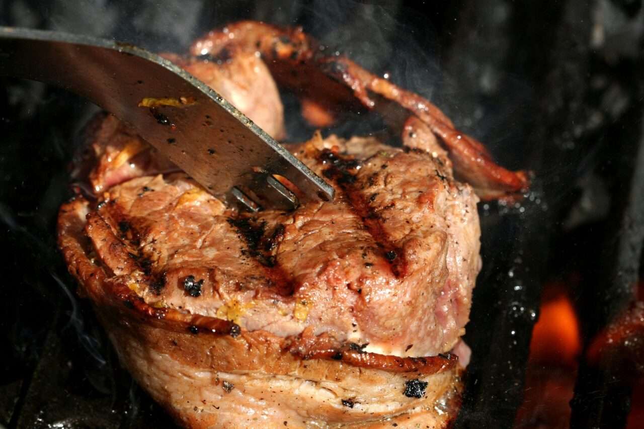 Receita de filé mignon: O segredo para um prato perfeito! 11 Filet Mignon - Fotos do Canva1 (2)