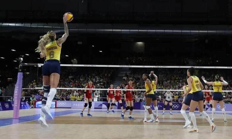 2024. 08. 01 - Jogos Olímpicos Paris 2024 - Vôlei feminino - Brasil enfrenta o Japão na segunda rodada da fase de grupos. Em destaque a atleta Thaisa. - Foto: Luiza Moraes/COB