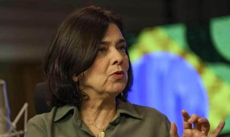 Brasília (DF), 17/07/2024 - A ministra da Saúde, Nísia Trindade, durante entrevista ao programa Por: Marcelo Camargo/Agência Brasil
