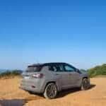 Jeep reforça o Compass para se manter na liderança