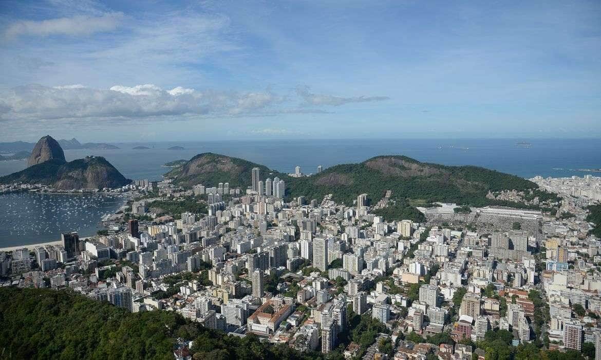 Leilão da Caixa Econômica - mais de 500 imóveis 2 Vista da Enseada de Botafogo e Pão de açucar Por: Tomaz Silva/Agência Brasil