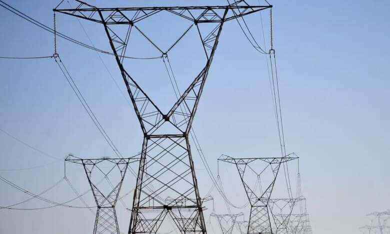Linhas de transmissão de energia, energia elétrica. Por: Marcello Casal jr/Agência Brasil