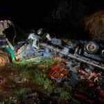 Segundo acidente fatal na Serra de São Vicente deixa motorista de carreta morto na BR-364