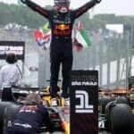 Max Verstappen celebra vitória no GP de São Paulo 3/11/2024 REUTERS/Carla Carniel