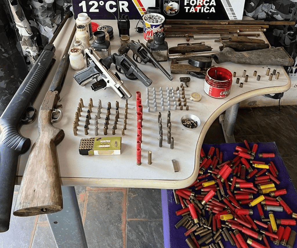 Depósito de armas em Pontes e Lacerda