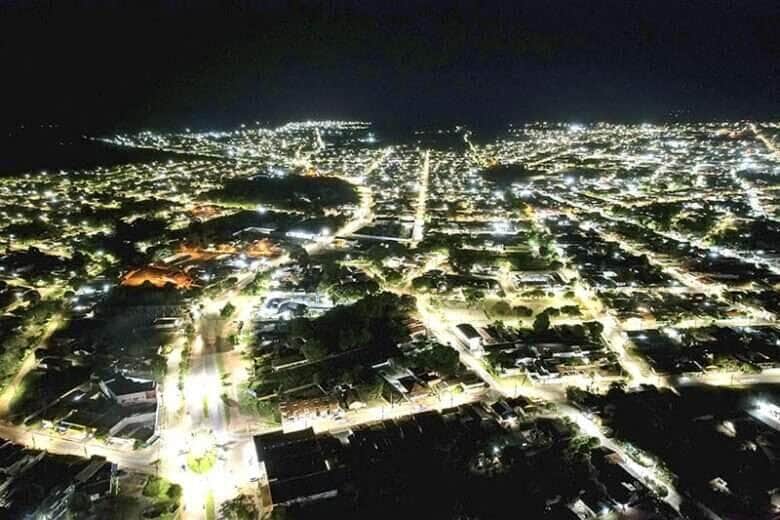 Mato Grosso moderniza a iluminação pública com 80% das cidades em LED