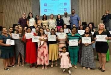 Programa Mulheres Mil certifica 35 alunas dos cursos de Microempreendedor Individual e Auxiliar Administrativo