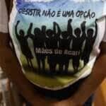 Rio de Janeiro (RJ) 17/12/2024 – Familiares das vítimas da Chacina de Acari e advogados que os representam fazem a leitura pública da sentença de condenação do Estado brasileiro no caso, divulgada pela Corte Interamericana de Direitos Humanos. Foto: Fernando Frazão/Agência Brasil