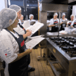 Com apoio do BNDES, projeto oferece formação gastronômica para pessoas em situação de vulnerabilidade social - Divulgação
