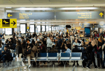 Em novembro, 8 milhões de passageiros voaram para destinos nacionais, segundo melhor mês da série história -