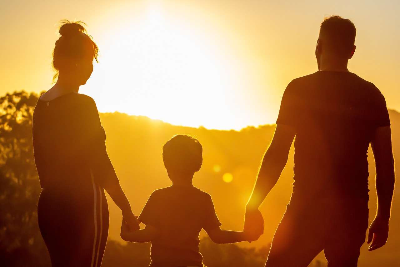 Gestão de orçamento doméstico: como transformar suas finanças pessoais 3 Envolva toda a família