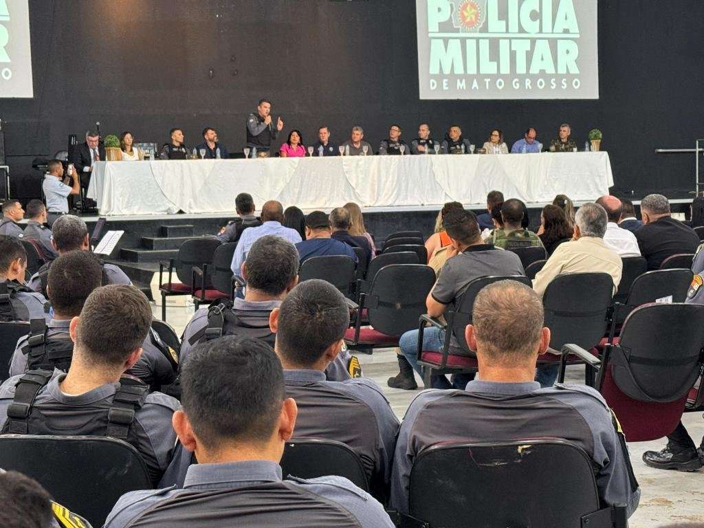 Autoridades participam de evento da PMMT
