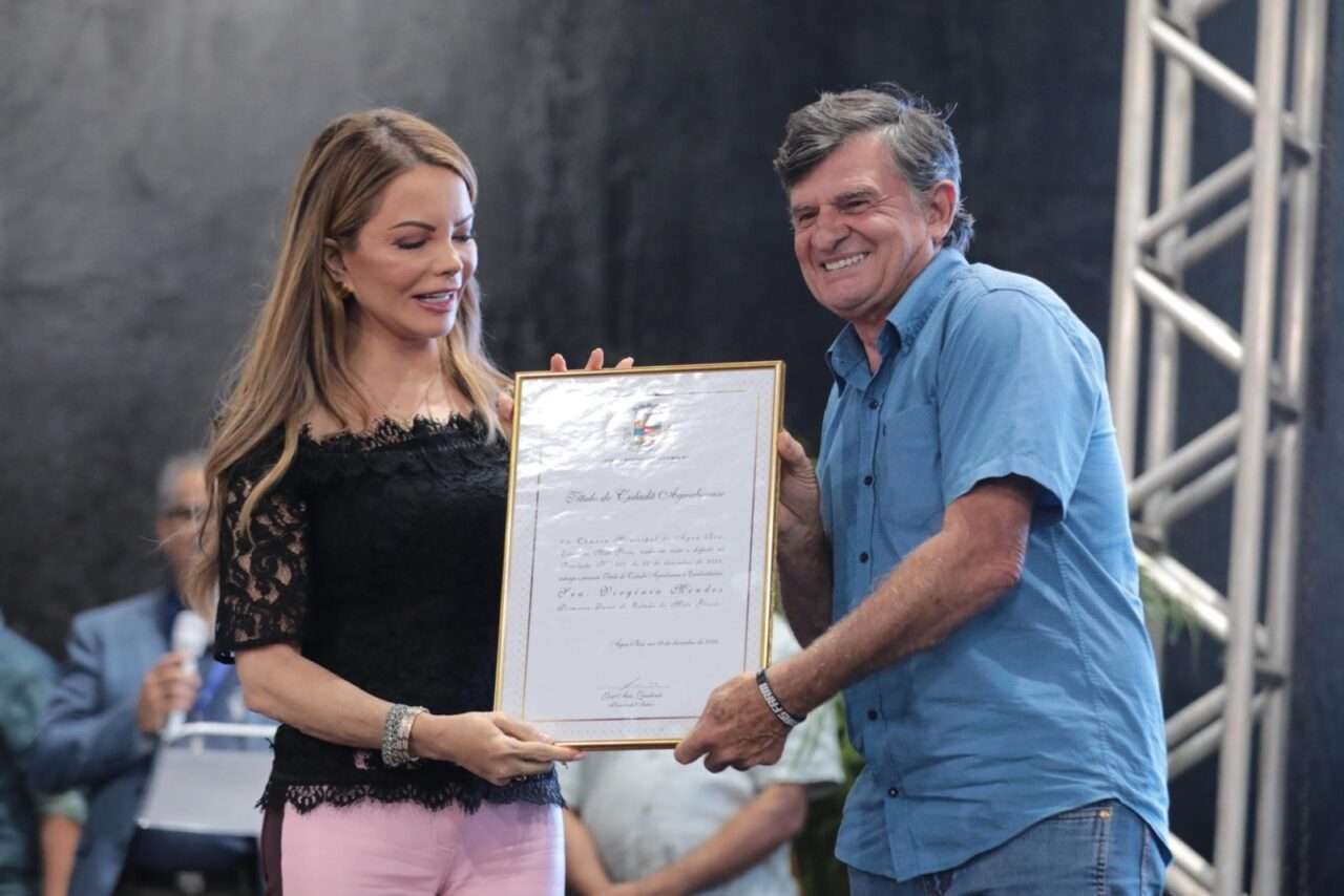 Cerimônia de entrega
