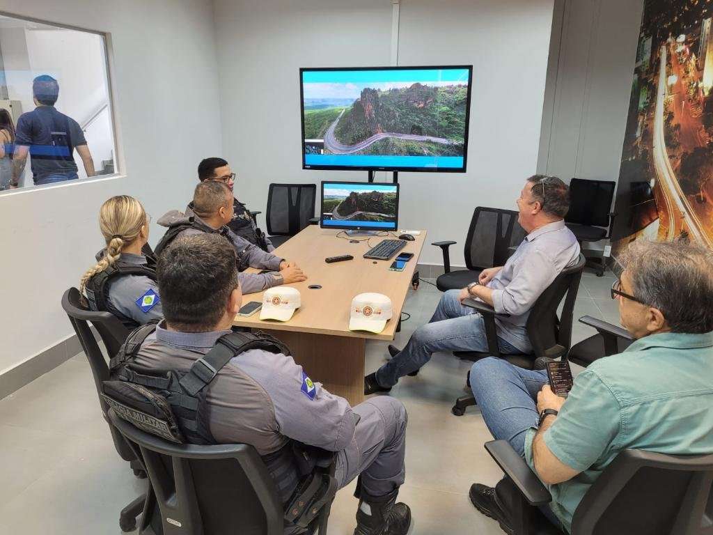 Estação de monitoramento no Portão do Inferno