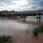 Rondonópolis em alerta: Chuvas intensas elevam o nível do Rio Vermelho e cidade se prepara para possíveis inundações