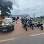PM e PRF recolhem 25 motocicletas irregulares em Rondonópolis