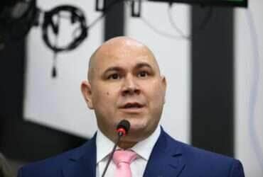Prefeito de Cuiabá decreta calamidade financeira e anuncia corte de despesas