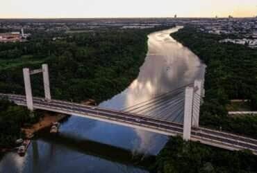 Rio Cuiabá se aproxima da cota de atenção e Defesa Civil monitora áreas de risco