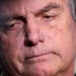 Rio de Janeiro (RJ), 29/06/2023 - O ex-presidente Jair Bolsonaro desembarca no aeroporto Santos Dumont e fala sobre o julgamento no TSE que pode torná-lo inelegível. Foto:Tânia Rêgo/Agência Brasil