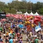 São Paulo (SP), 13/02/2024 - Desfile do bloco de carnaval Galo da Madrugada, com participação do grupo Maracatu Bloco de Pedra, em frente ao Parque Ibirapuera. Foto: Rovena Rosa/Agência Brasil