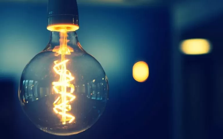 Como reduzir o consumo de energia elétrica e economizar na conta de luz