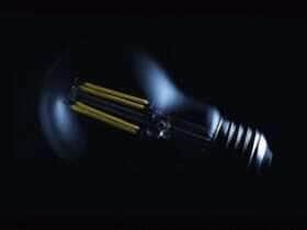 Energisa multada em milhões por cobrança indevida de taxa de luz em Mato Grosso