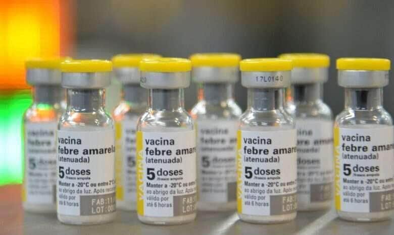 São Paulo - Inauguração da linha final de produção da vacina contra febre amarela na unidade Libbs Farmacêutica, uma empresa privada que fez acordo de transferência de tecnologia com o Instituto de Tecnologia em Imunobiológicos (Bio