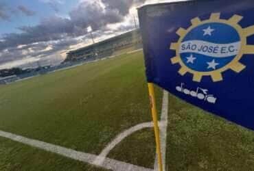 São José x São Bento ao vivo; onde assistir neste domingo (23) pela Série A-2. Imagem: Divulgação São José EC